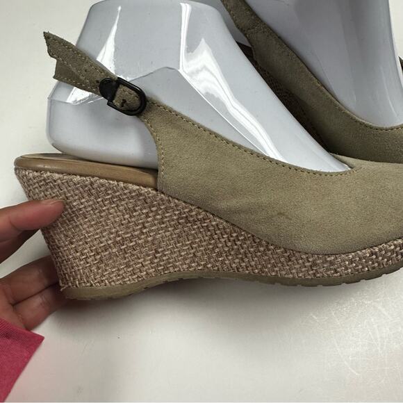 Tamaris Sandals Womens 41- US 9.5 Peep Toe Slingback Wedges - Picture 5 of 10